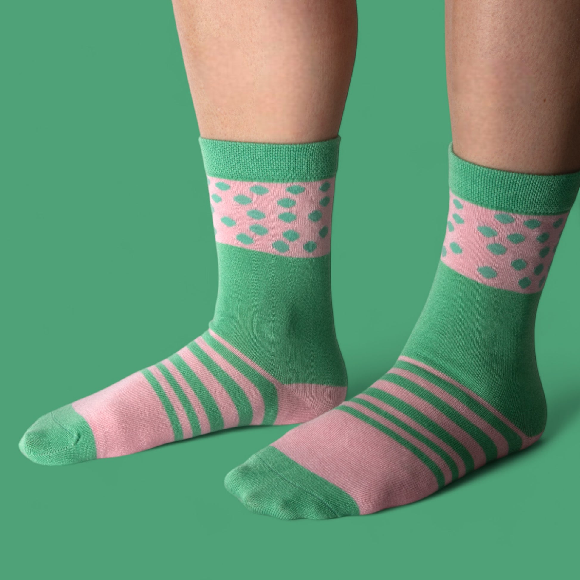 Jess & Lou Colour Pop Circles: Green Ladies Bamboo Socks