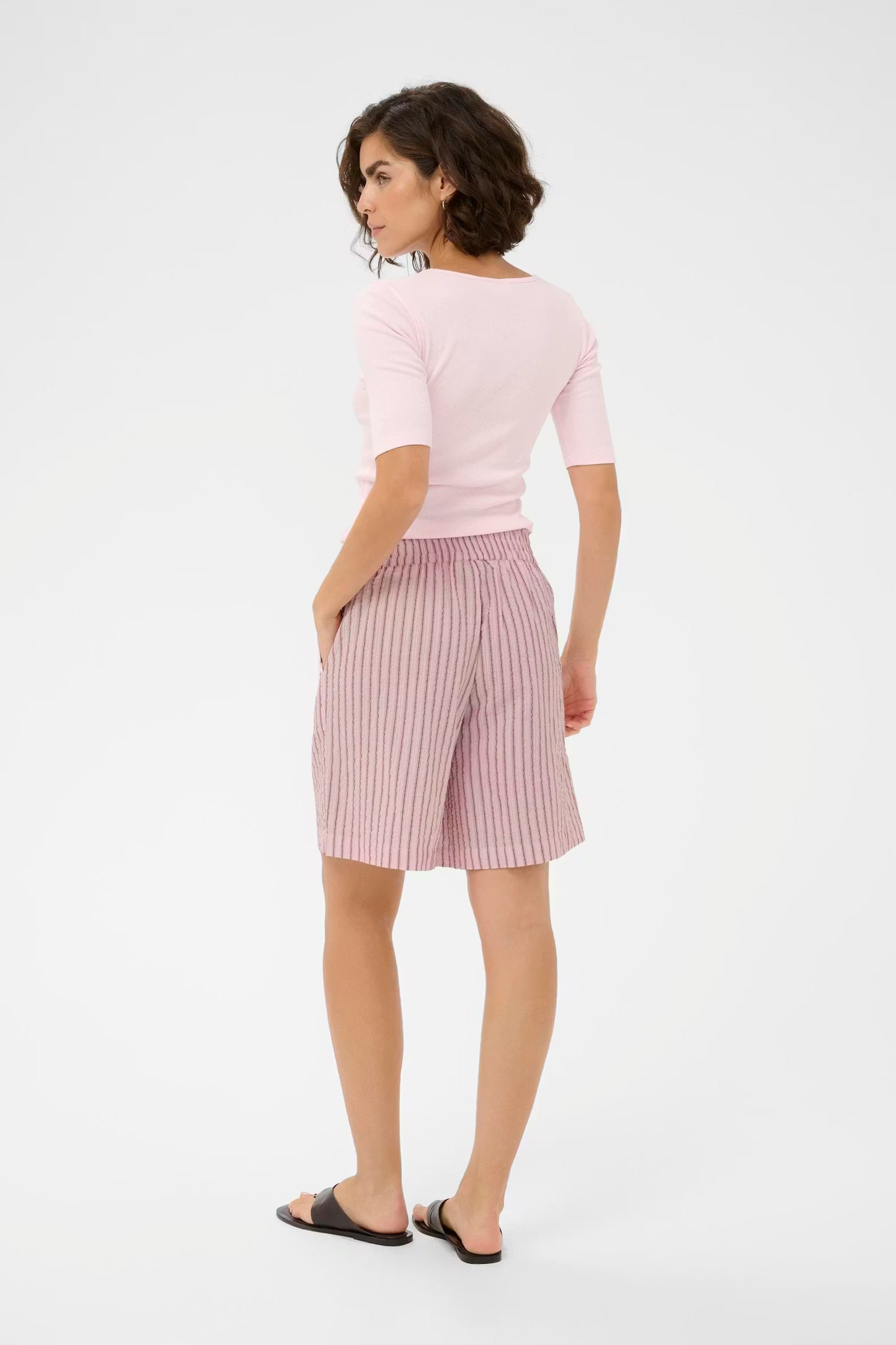 KAFFE Lara Short in Ballerina White Henna Stripe