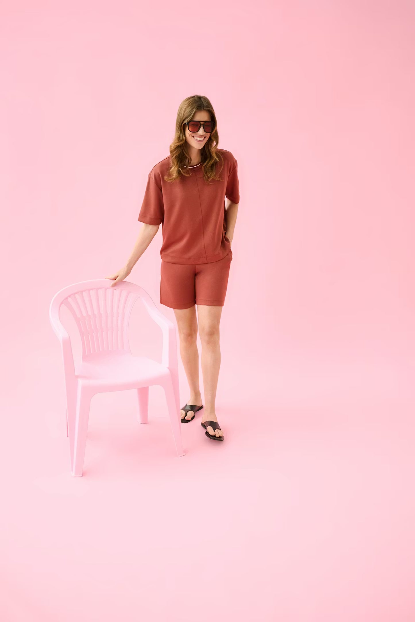 KAFFE Annie Tee in Henna Brown
