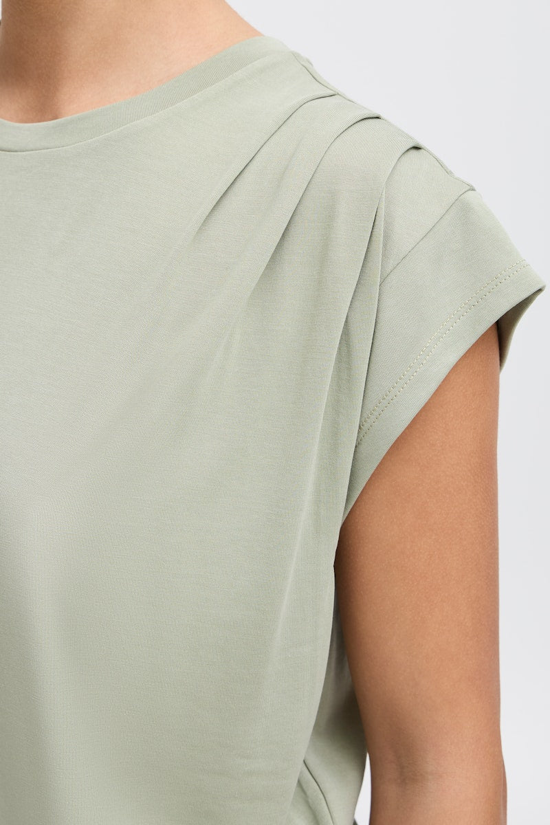 ICHI Lisken Top in Tea Green