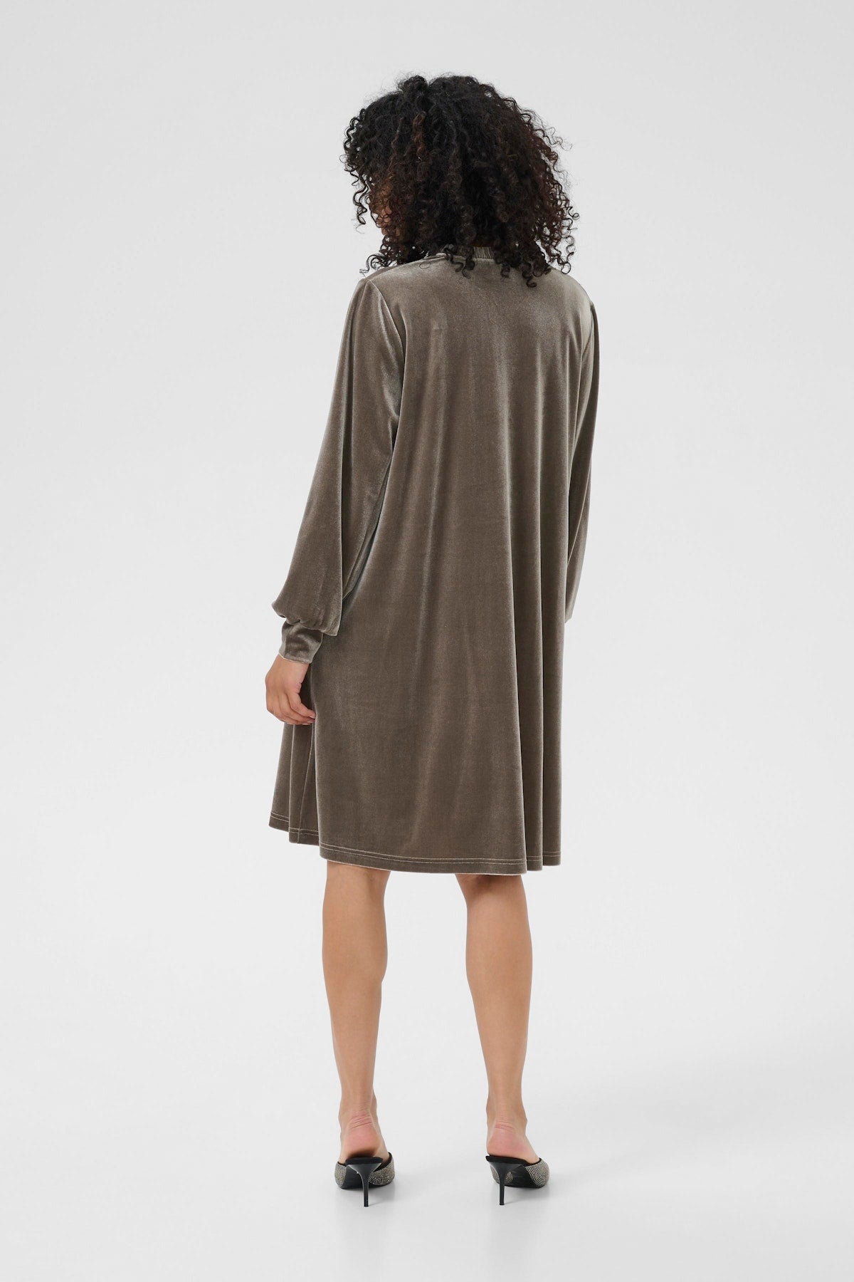 Kaffe Kelly Flounce Dress in Morel