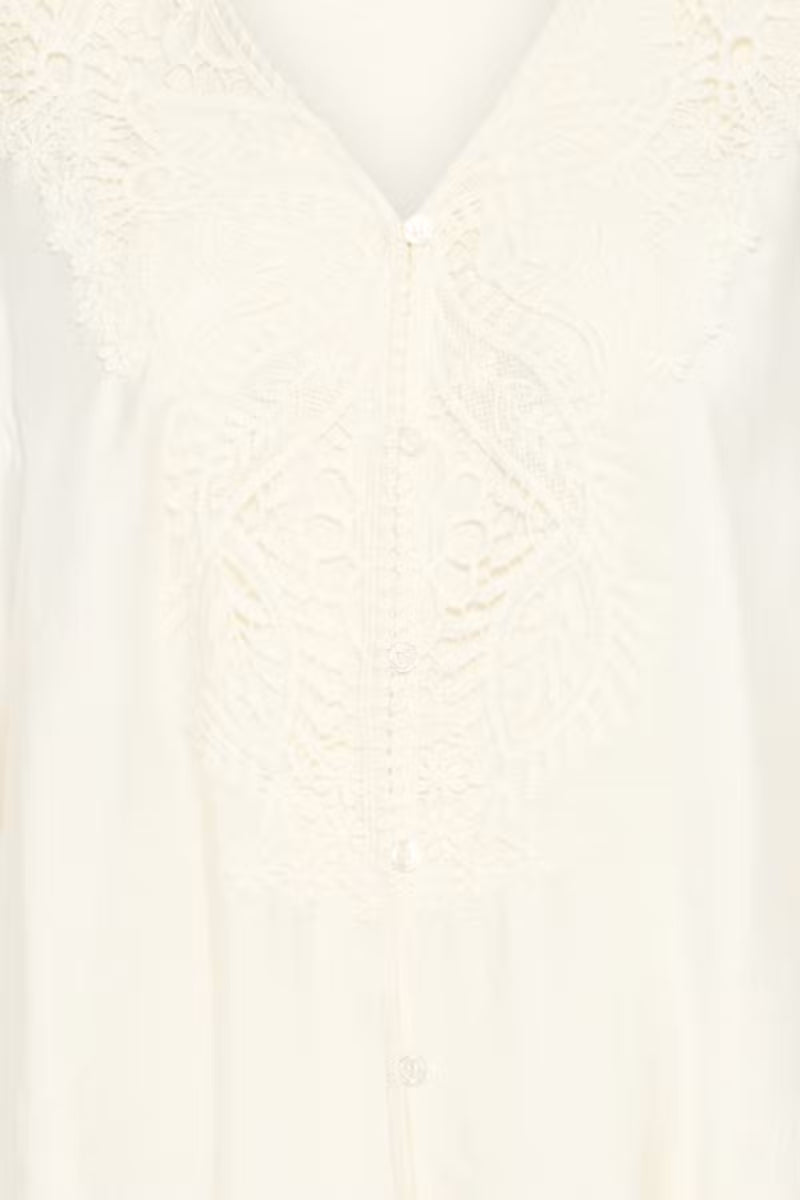 Fransa Blondie Shirt in Whisper White