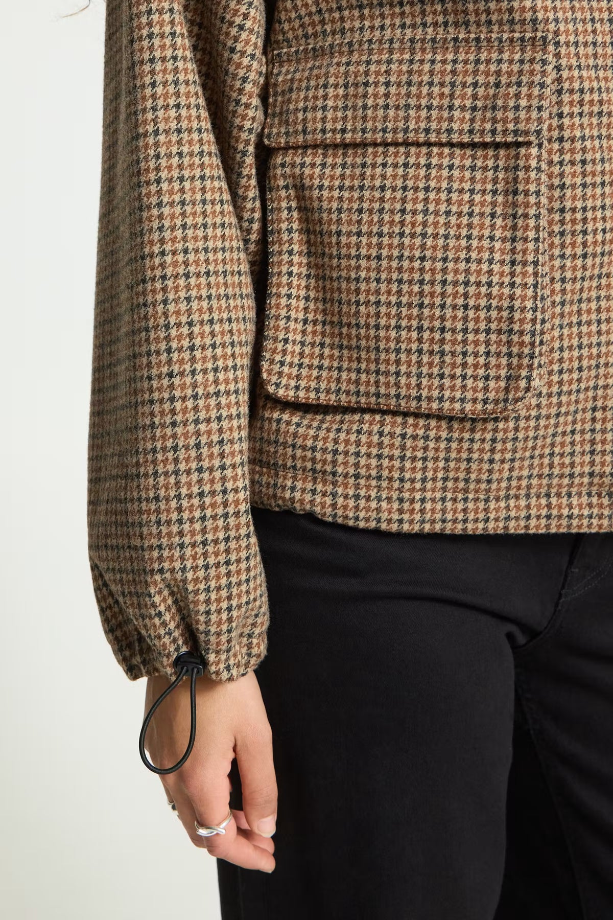 ICHI Esolu Jacket in Brown Check