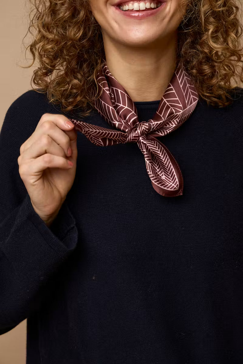 Fransa Silla Scarf in Rum Raisin W Rose Shadow