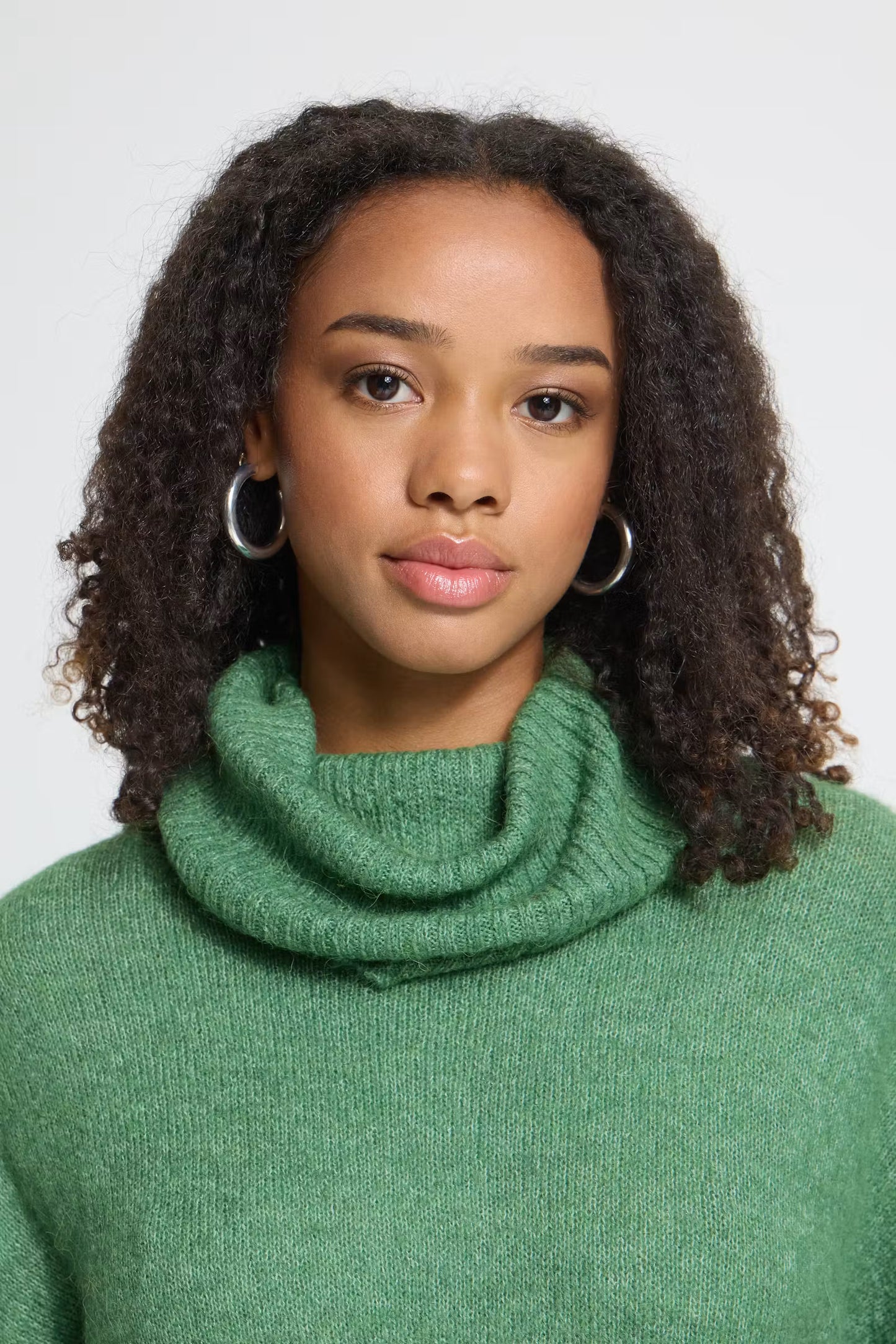 Ichi Kamara Cardigan in Fairway Green