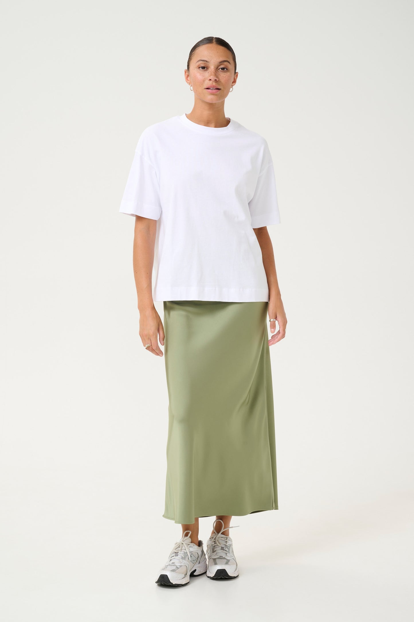 Kaffe Hill Skirt in Oil Green