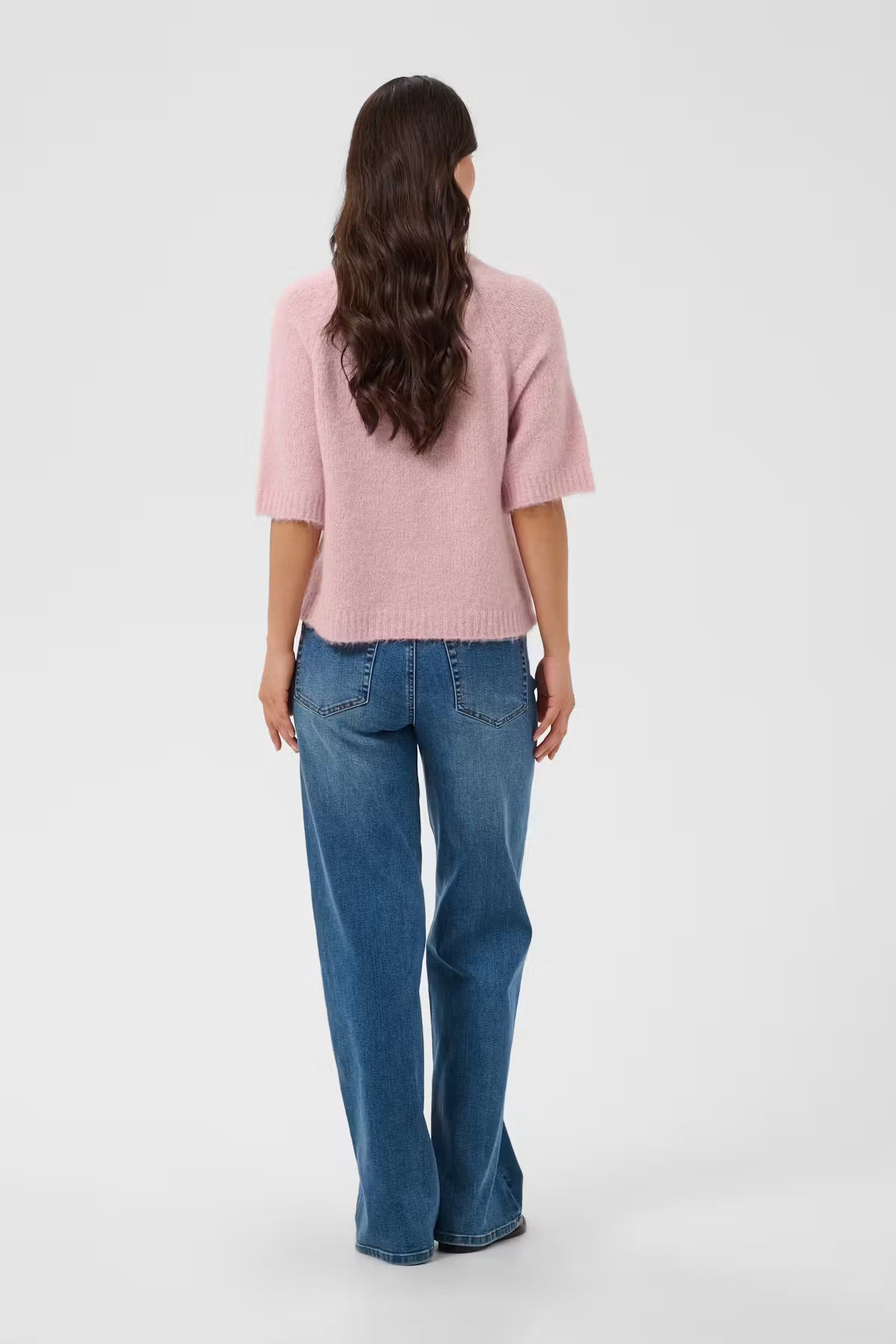 Kaffe Emilie Cropped Knit Pullover in Wild Rose