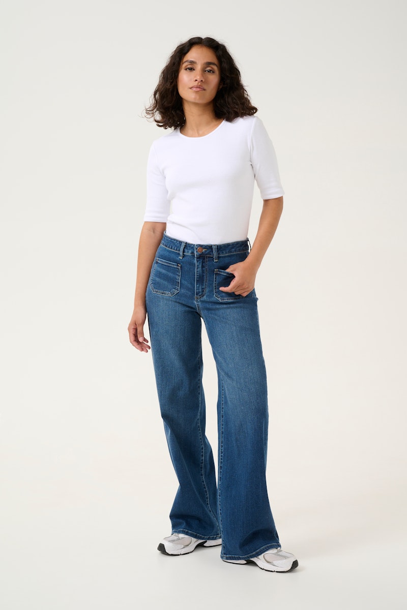 Kaffe Karla HW Wide Jeans in Medium Blue Wash