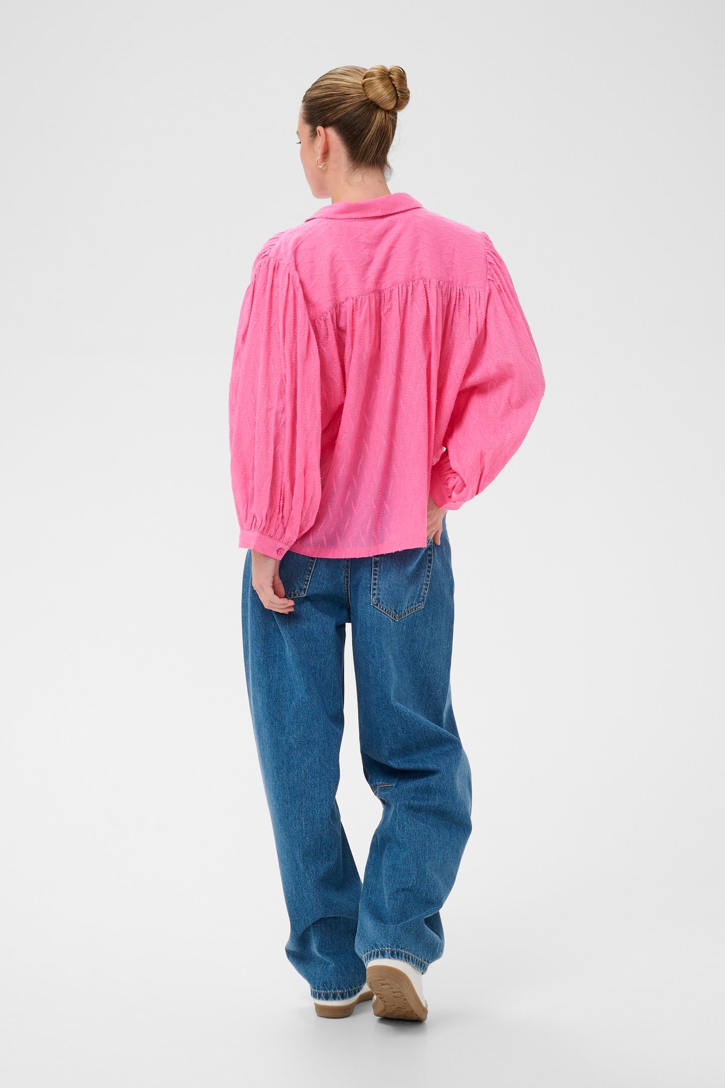 KAFFE Gabriela Shirt in Pink Power
