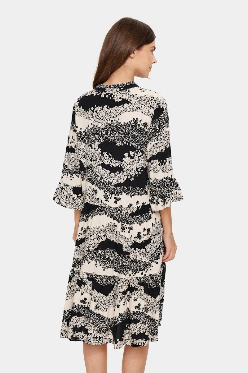 Saint Tropez Eda Dress in Black Wavy Flowers