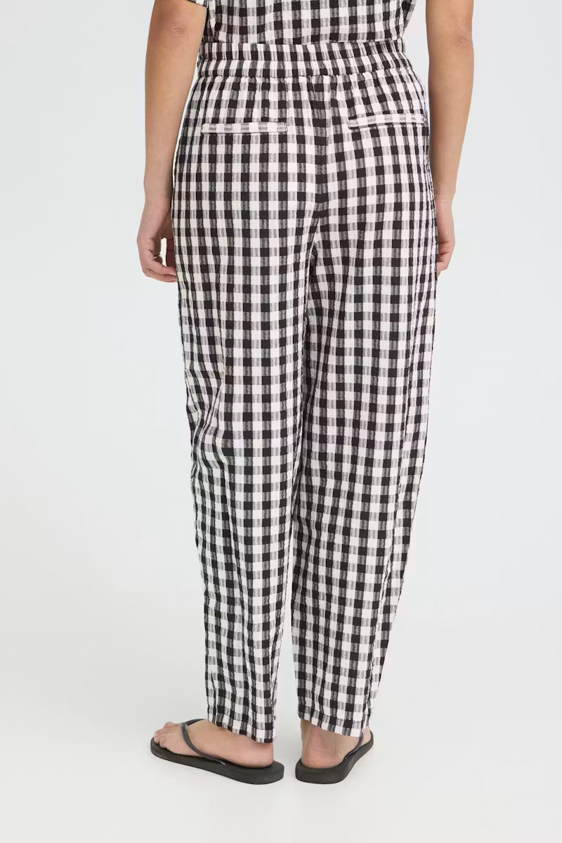 ICHI Karra Barrel Pant in Black & White Gingham