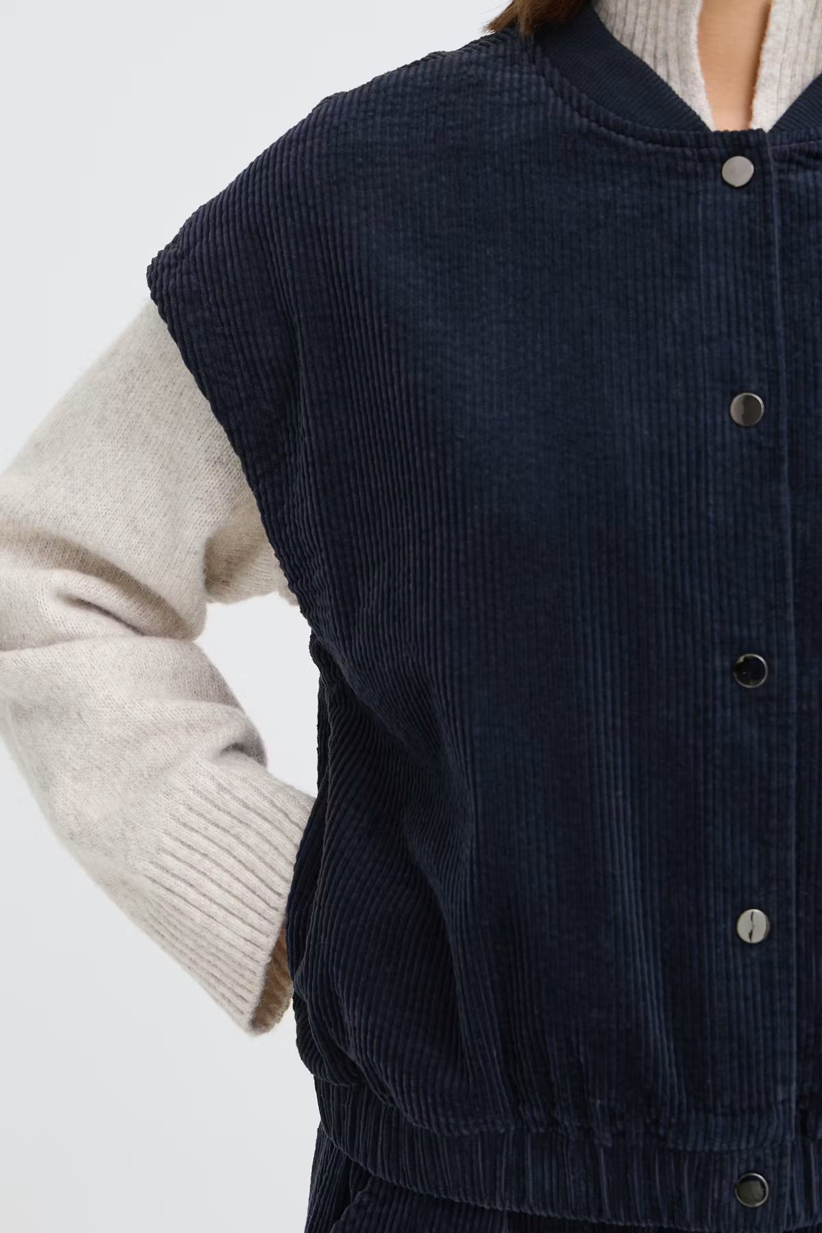 Fransa Salomi Waistcoat in Salute