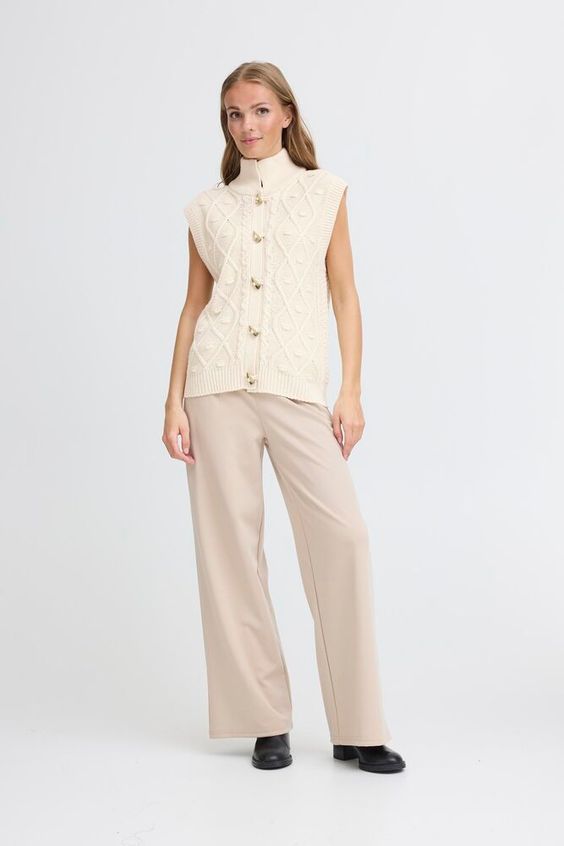 ICHI Destan Waistcoat in Sandshell