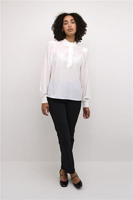 KAFFE Dorit Blouse in Chalk