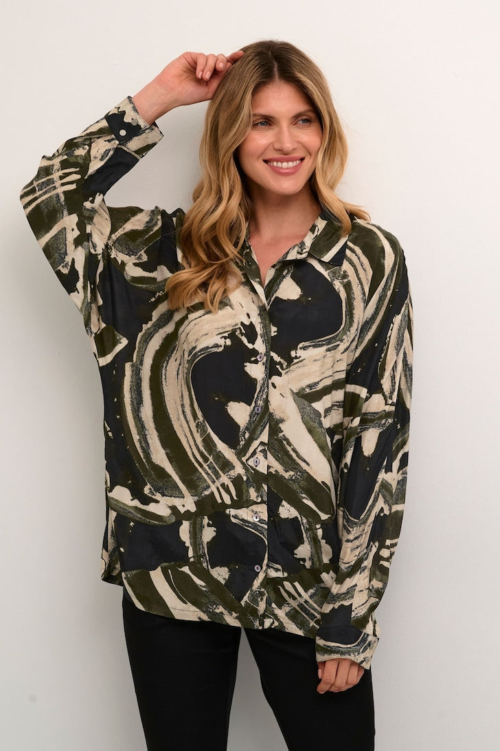 Kaffe Sophia Boxy Batwing Shirt in Black and Green