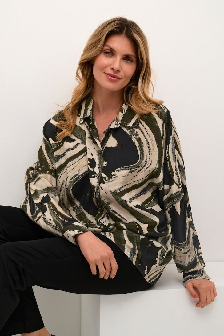 Kaffe Sophia Boxy Batwing Shirt in Black and Green