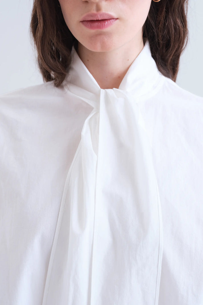 Compania Fantastica White Tie-front Shirt