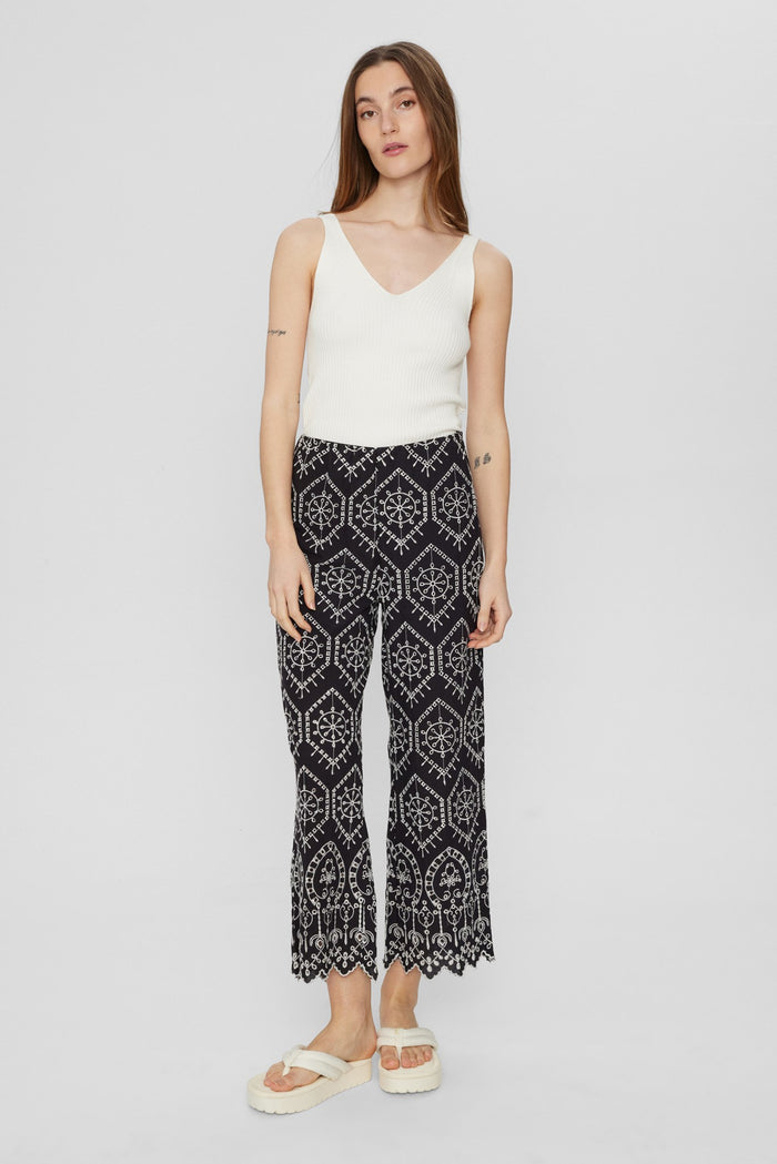 Numph Evelyn Pants in Caviar