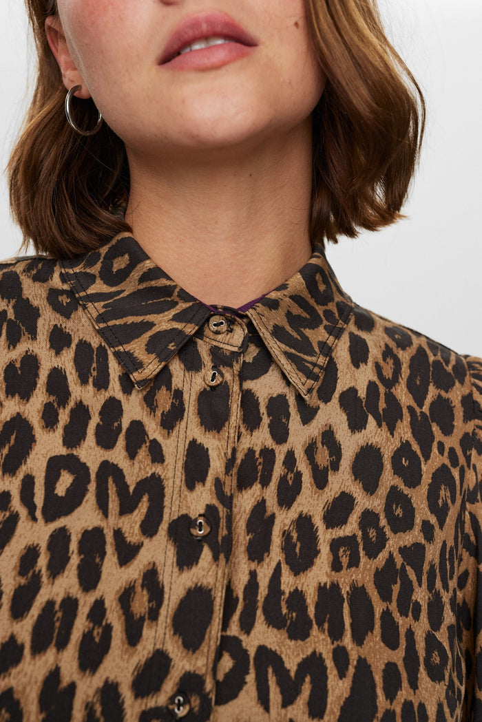 Numph Harlem Shirt in Tiger's Eye