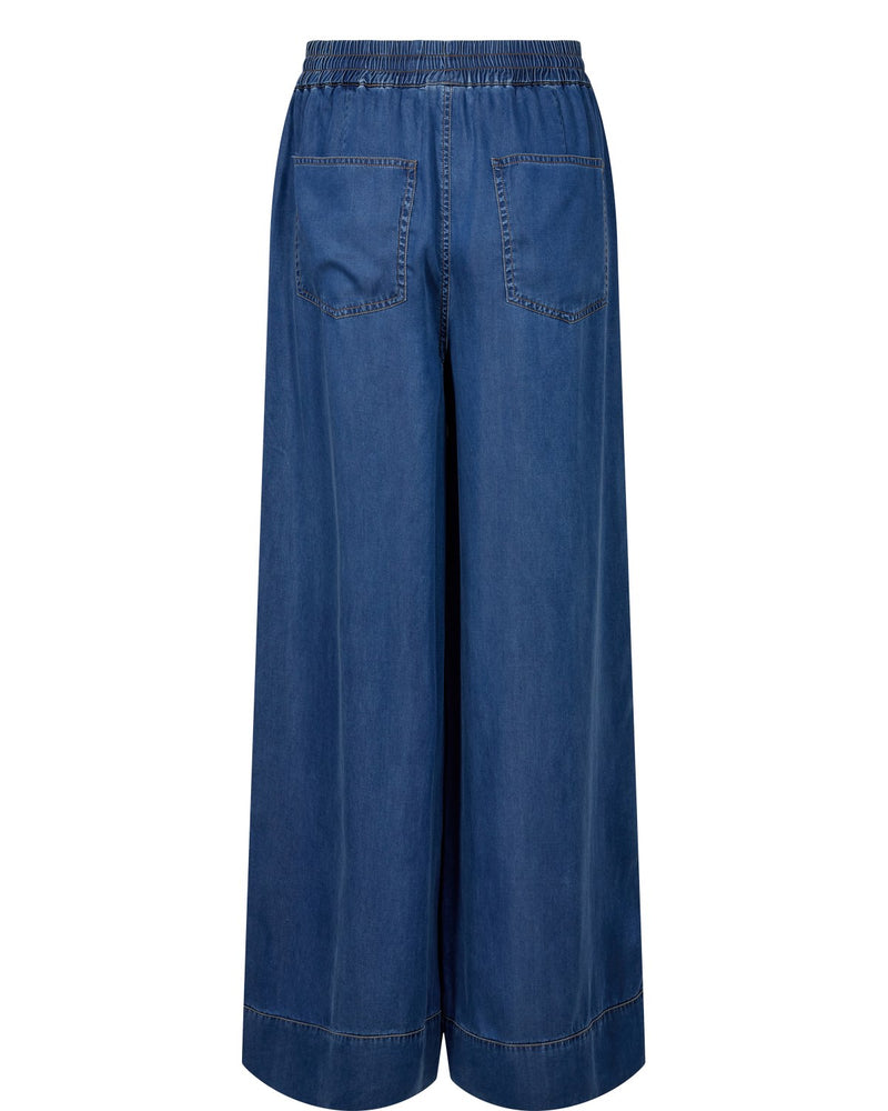 Numph Miami Pants in Medium Blue Denim