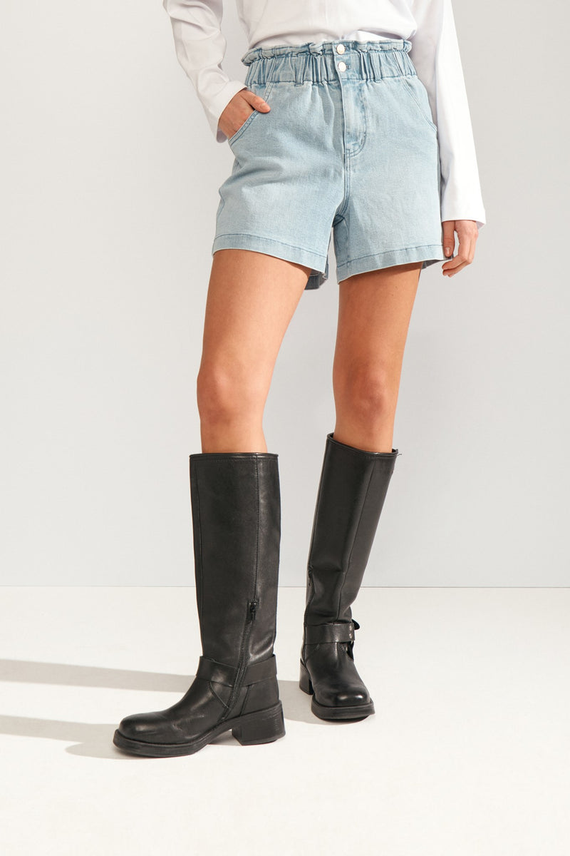 Numph Lulu Denim Shorts in Light Blue Denim