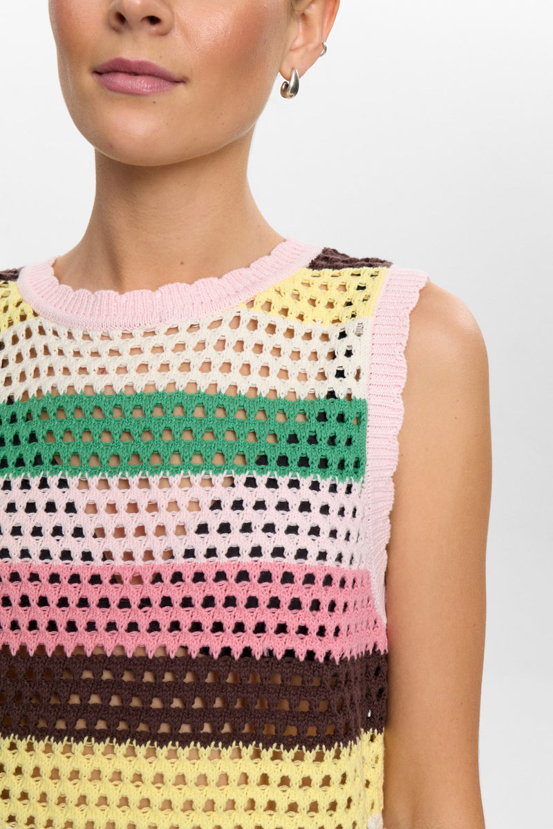 Numph Moana Vest in  Blushing Bride