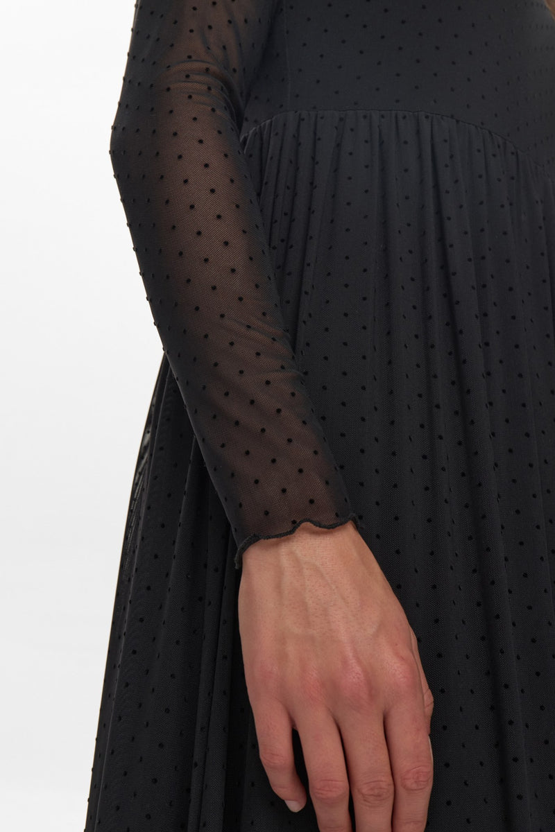 Numph Jinnie Dress in Caviar