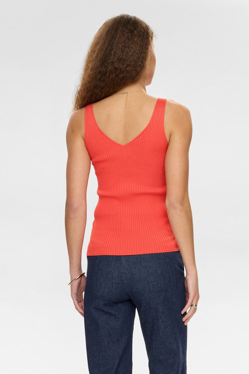 Numph Cerys Cropped Top in Cayenne