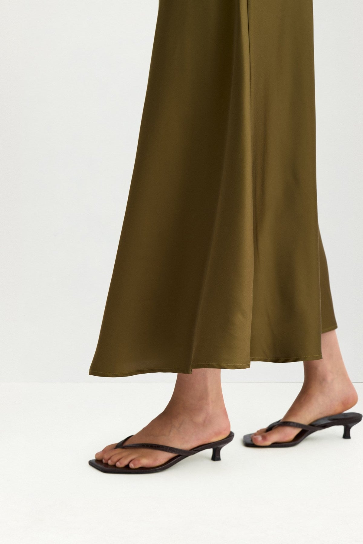 Numph Amelia Skirt in Fir Green