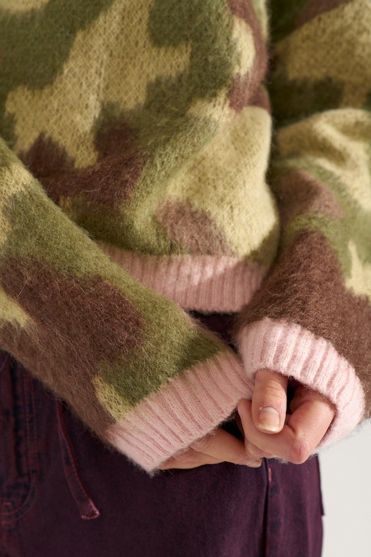 Numph Camu pullover in Calla Green