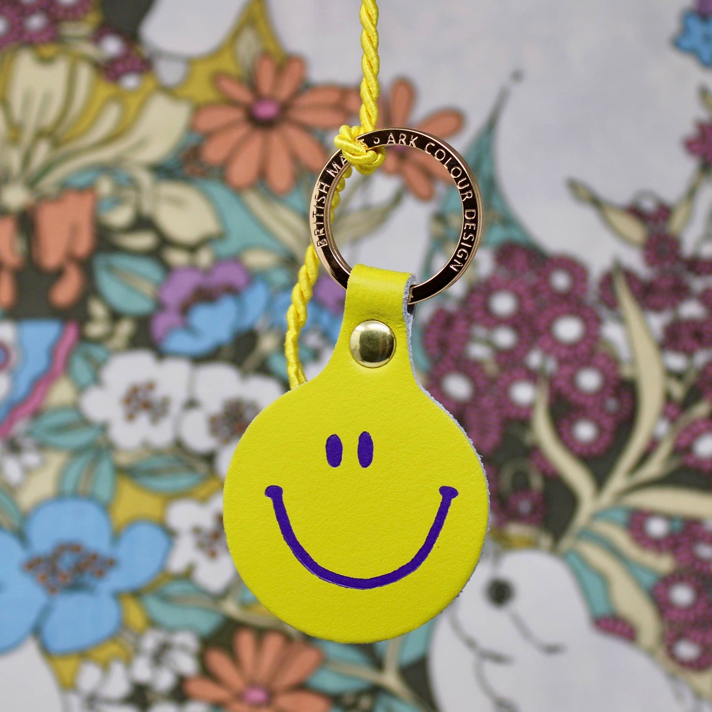 Feeling Lush Smilie Face Key Fob: Green