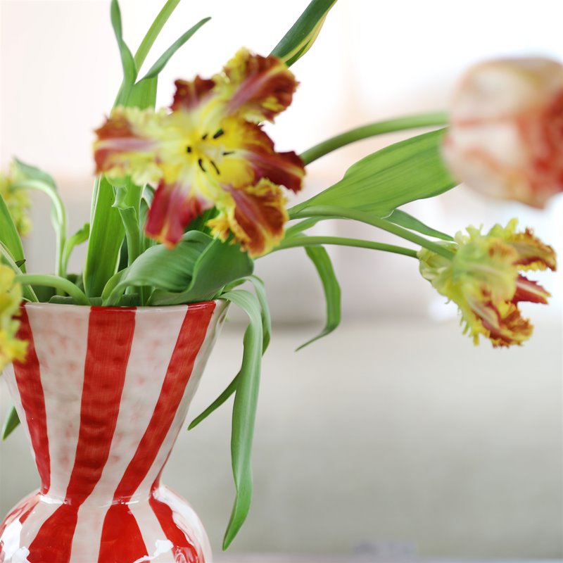 &Klevering Rhombic Red Vase