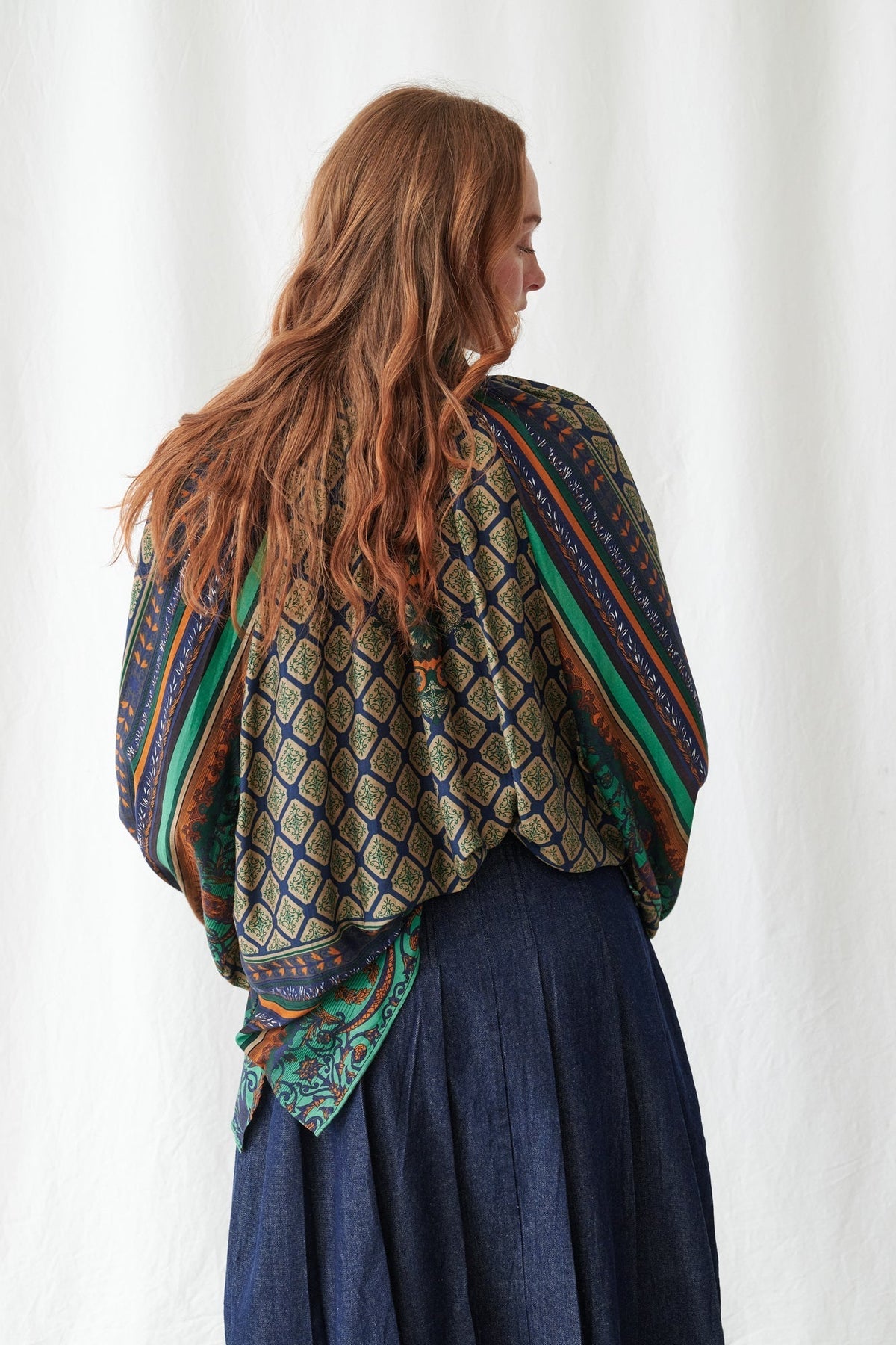 One Hundred Stars Amulet Emerald Pussybow Blouse