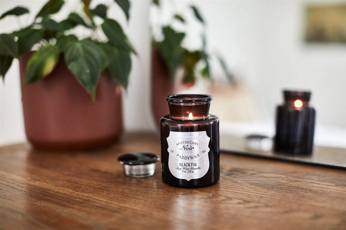 Apothecary Noir Candle 8 oz./226g - Black Fig