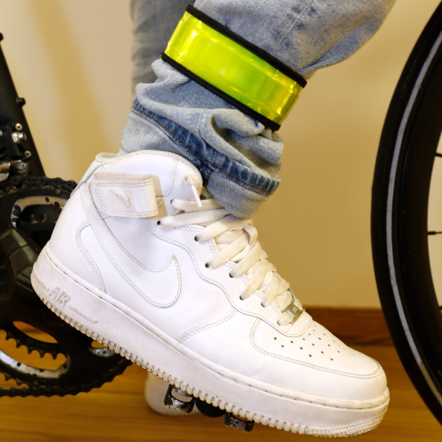 Kikkerland Fiets Light Up Slap Band