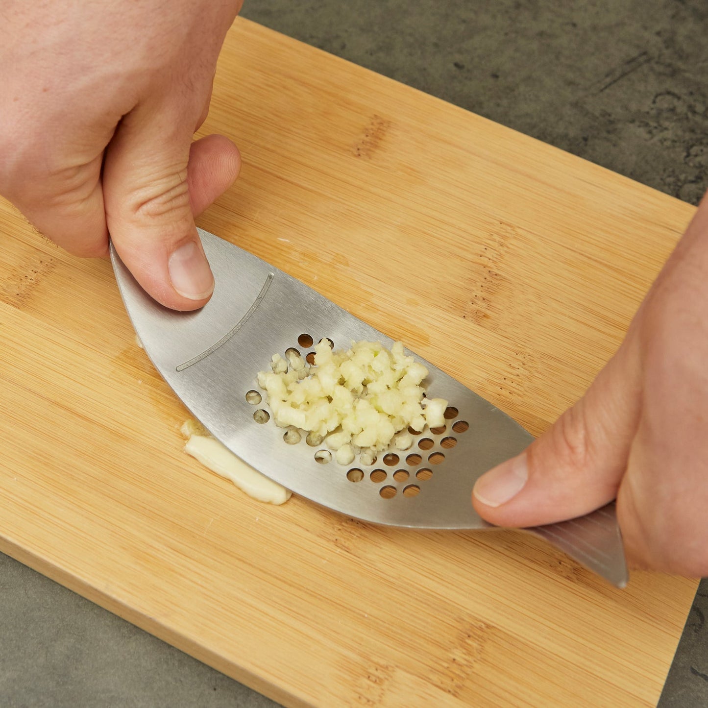 Kikkerland Fish Garlic Press