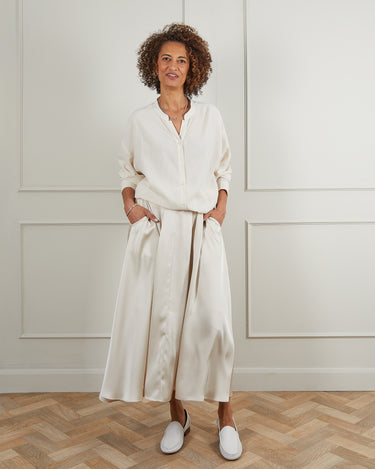 Chalk Audrey Skirt Satin in Champagne