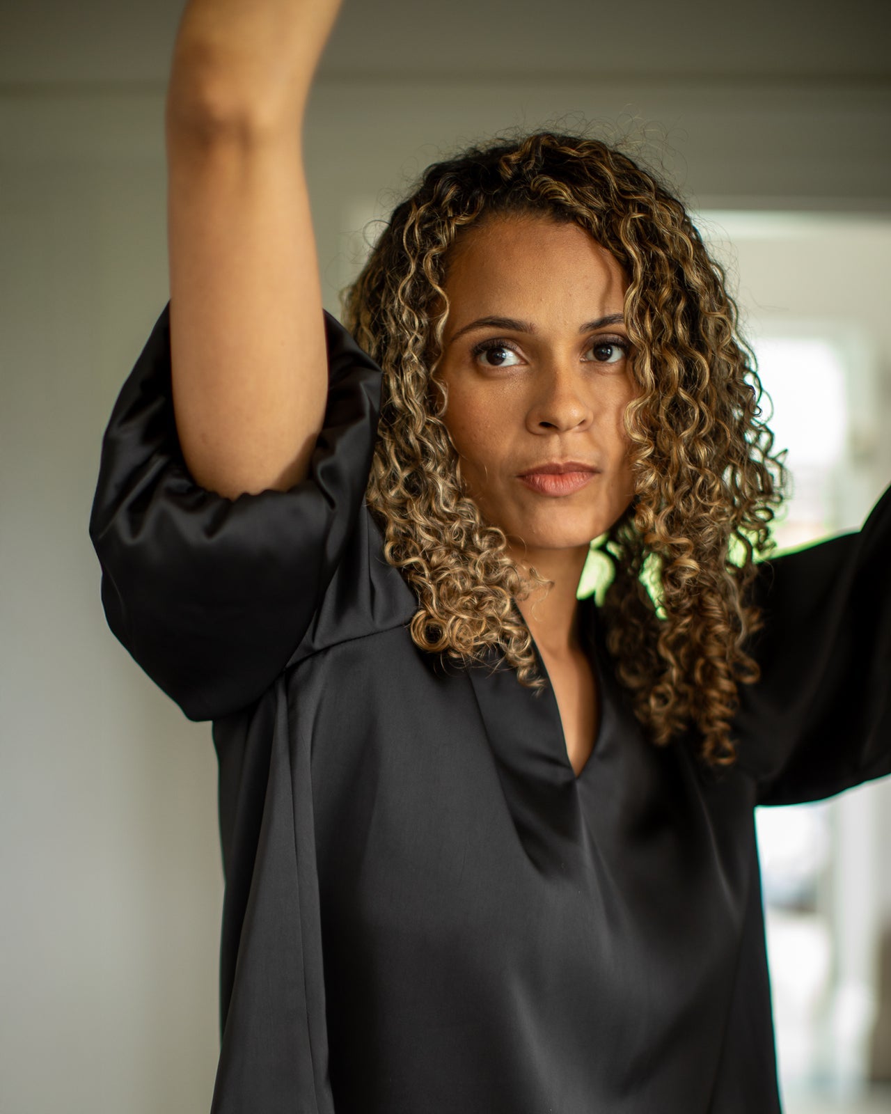 Chalk Porcha Top in Black