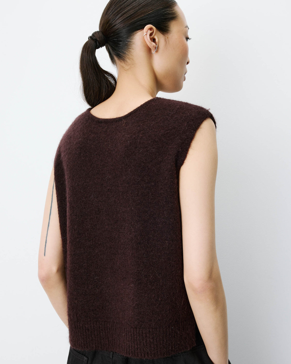 Grace & Mila Nars V Neck Cardigan in Chocolate