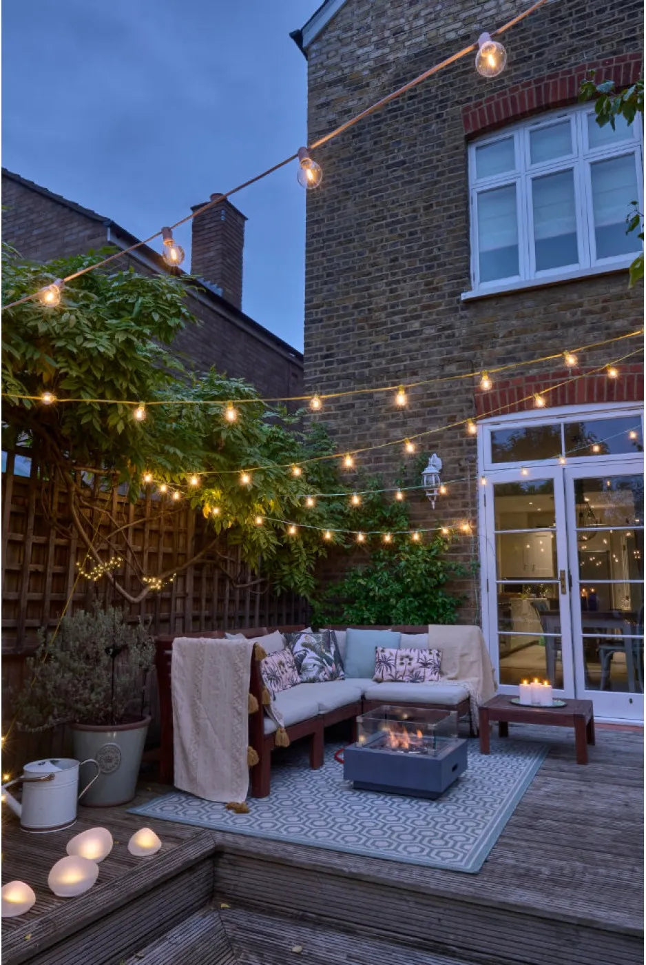 Lifestyle London Festoon Lights Pink