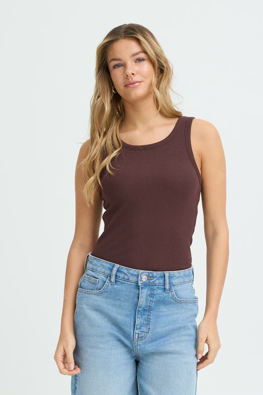 Fransa Hizamond Vest Top in Chocolate