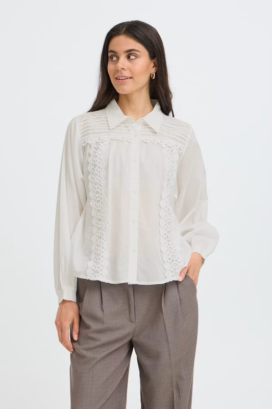 Fransa Lacita Shirt in Blanc De Blanc a fefmanine and chic shirt with embroidered panels 