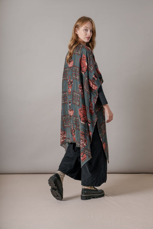 One Hundred Stars Ginger Jar Grey Wool Throwover