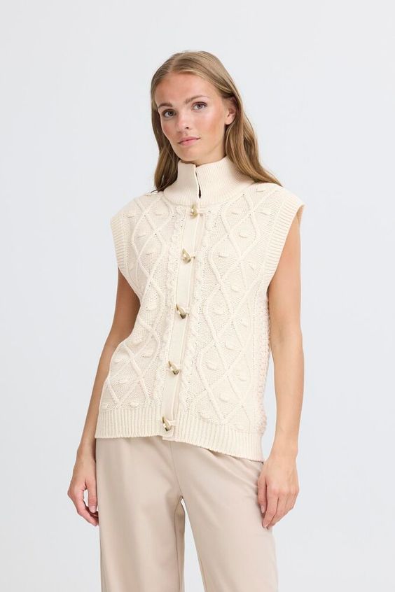 ICHI Destan Waistcoat in Sandshell
