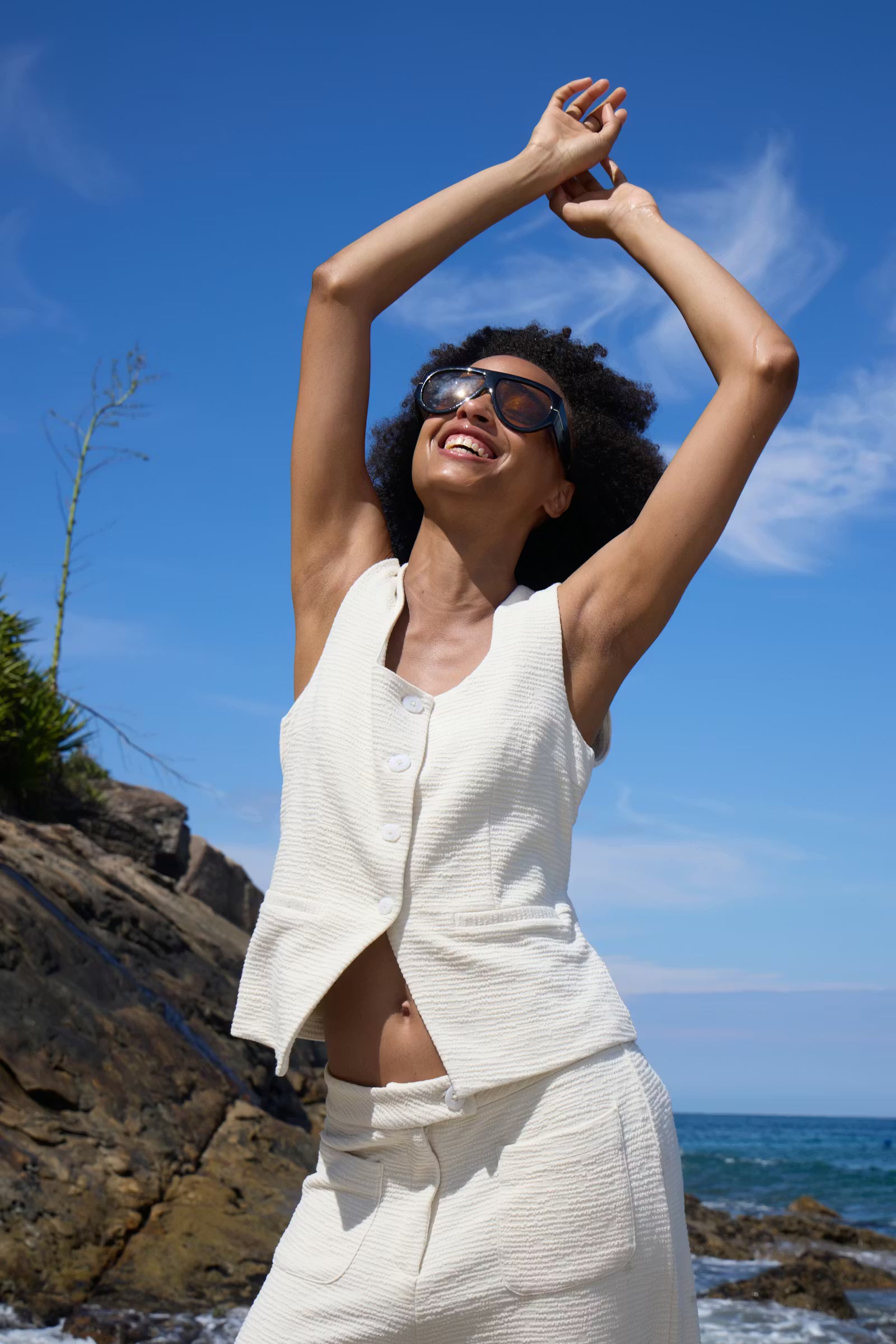 ICHI Kate SS Waistcoat in Almond Milk