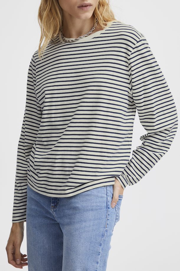 Ichi Mira LS tee in a cotton jersey with a Total Eclipse pin stripe