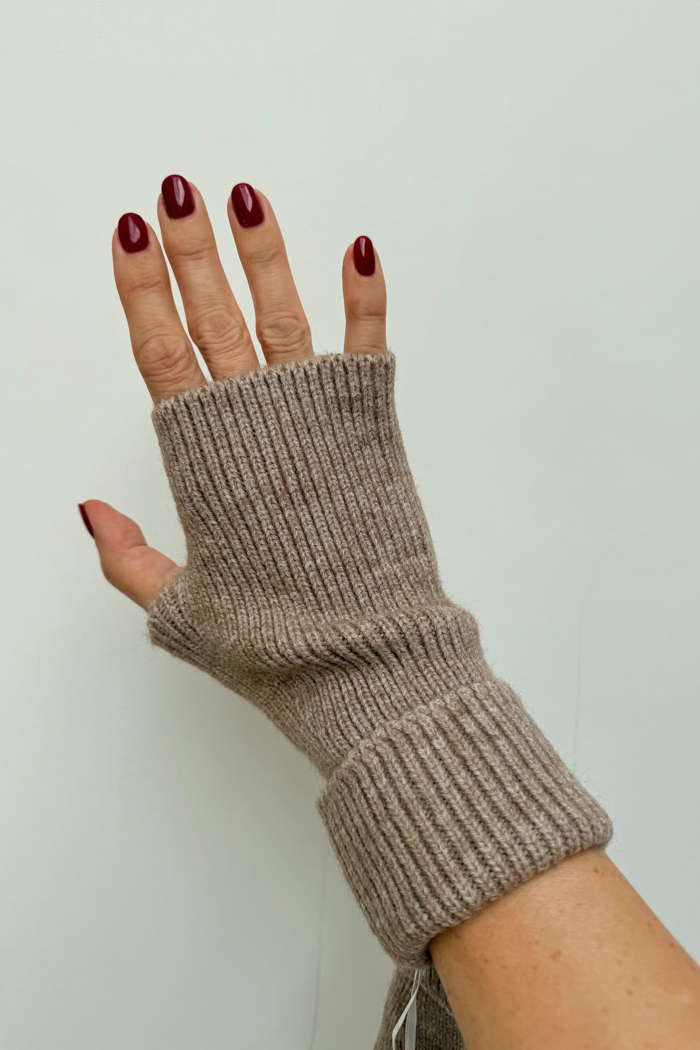 Ellen Wool Mittens -Taupe