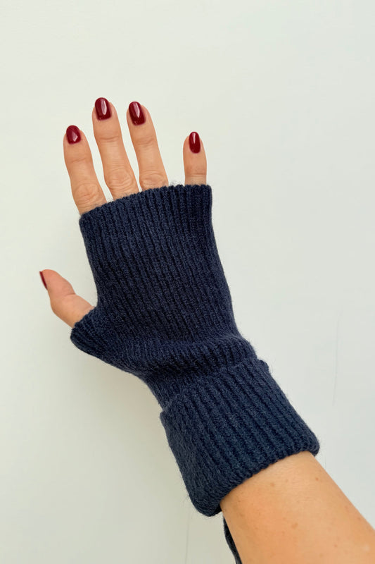 Ost London Ellen Wool Mittens in Navy