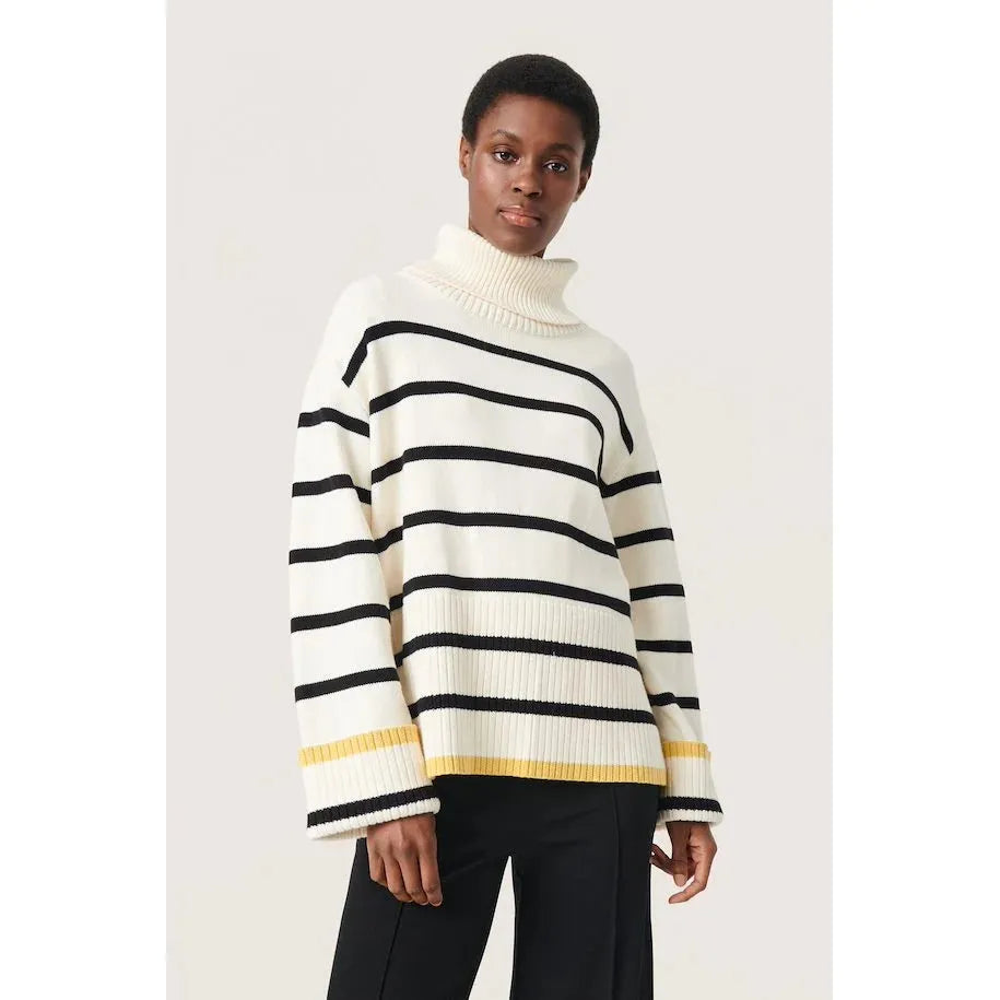 Soaked in Luxury Musling Rollneck Jumper