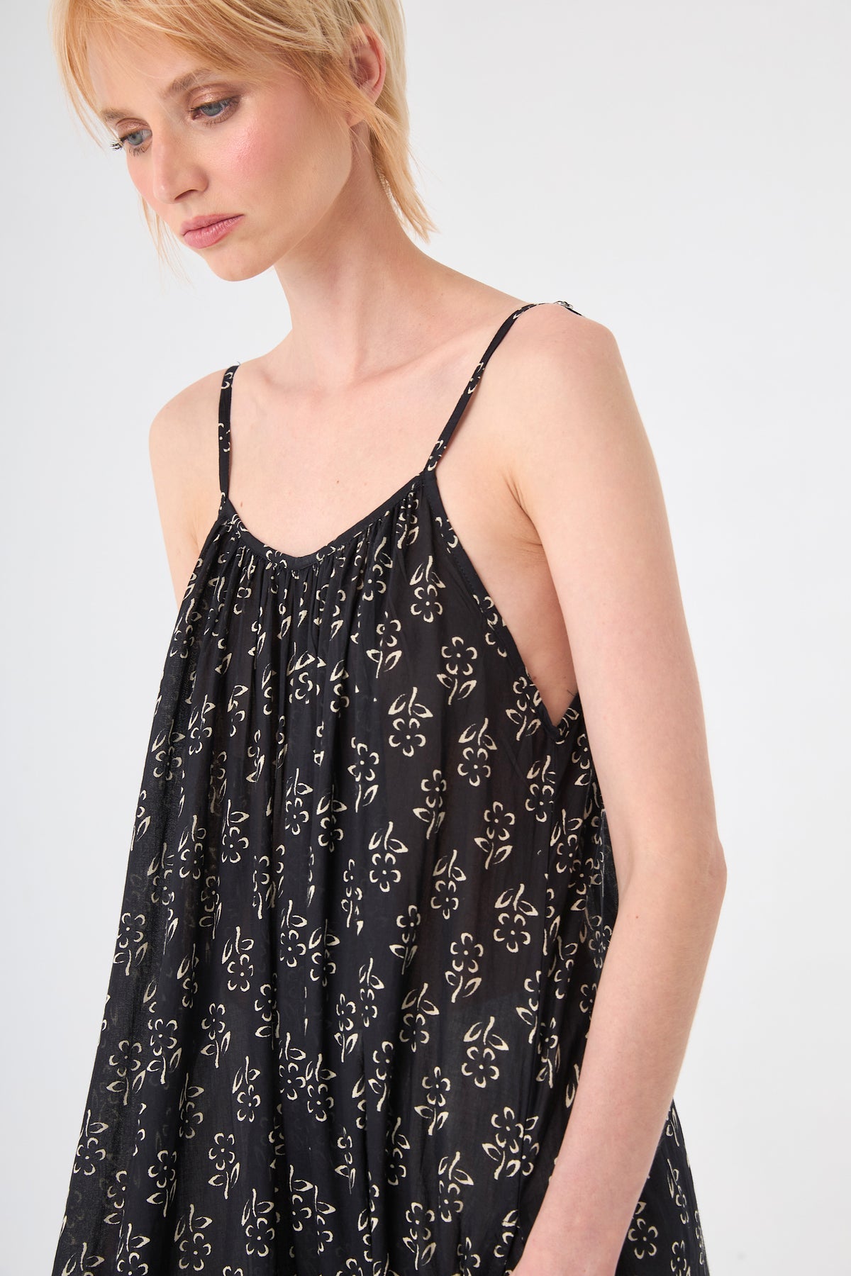 Chico Soleil PEARL DRESS in Fleurs Vagabondes
